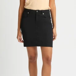 Chie Comfort Skort Svart>Röhnisch Hot