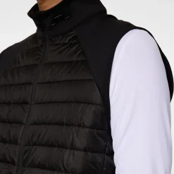 Hayden Quilt Hybrid Vest Svart>J.Lindeberg Best
