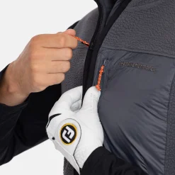 M Pile Vest>Peak Performance Sale