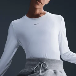 One Classic W Dri-Fit Lo Vit>Nike Sale