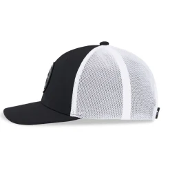 Playing Through 24 Svart>Callaway Sale