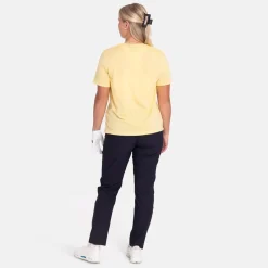 W Explore Logo Tee>Peak Performance Clearance