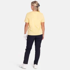 W Explore Logo Tee>Peak Performance Clearance
